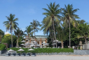 Cape Nidhra Hotel