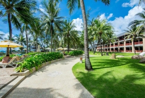 Katathani Phuket Beach Resort