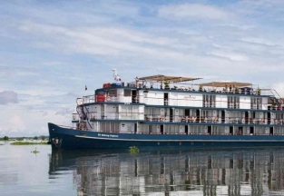 Serene cruise from Siem Reap to Phnom Penh 5 days