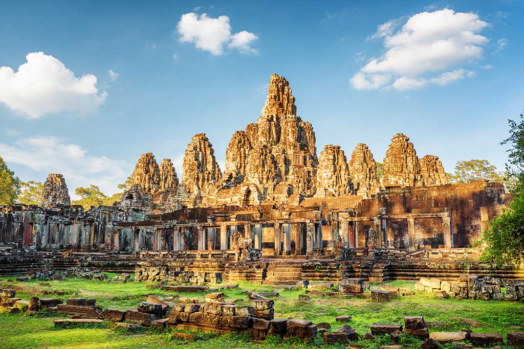 Vietnam Cambodia tour 18 days All Unesco sites