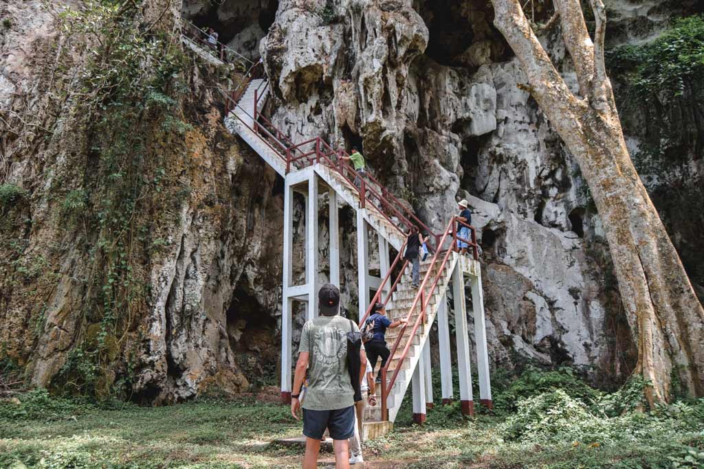 Patok Cave