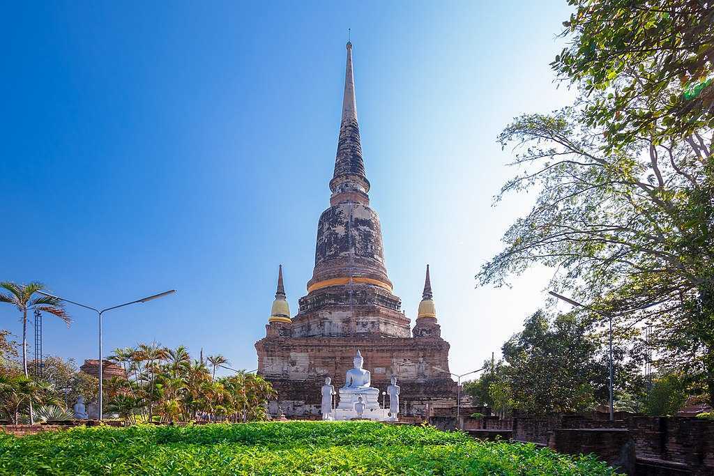 Wat Yai Chai Mongkhon