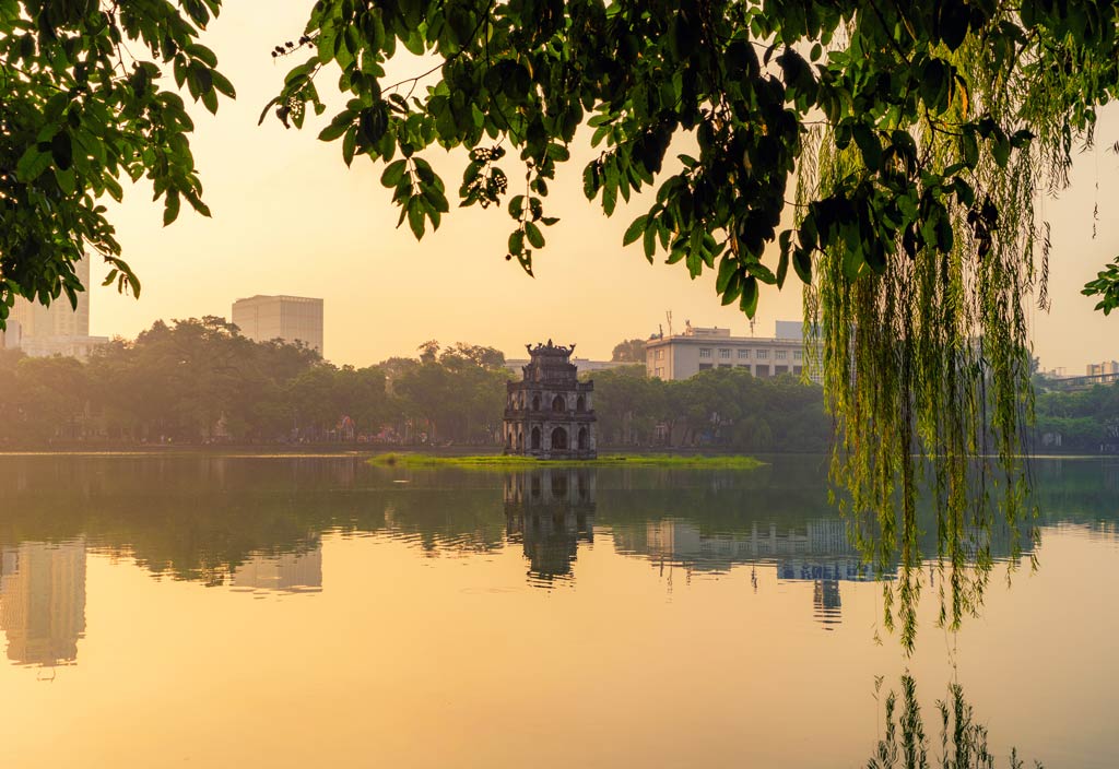 Hoan Kiem lake