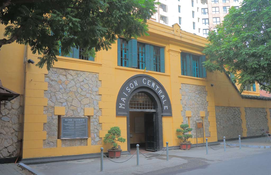 Hoa Lo Prison