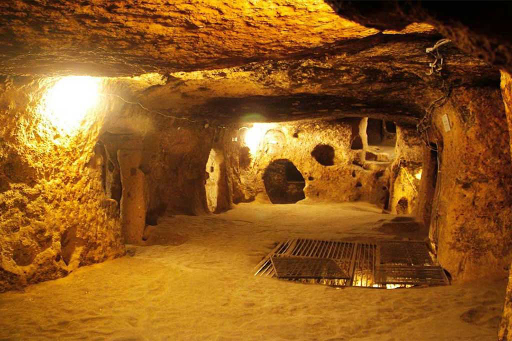 Cu Chi tunnel