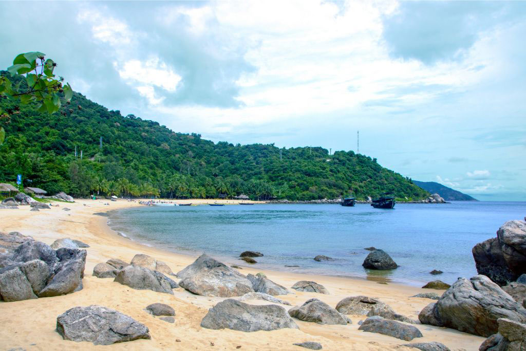 Cham island